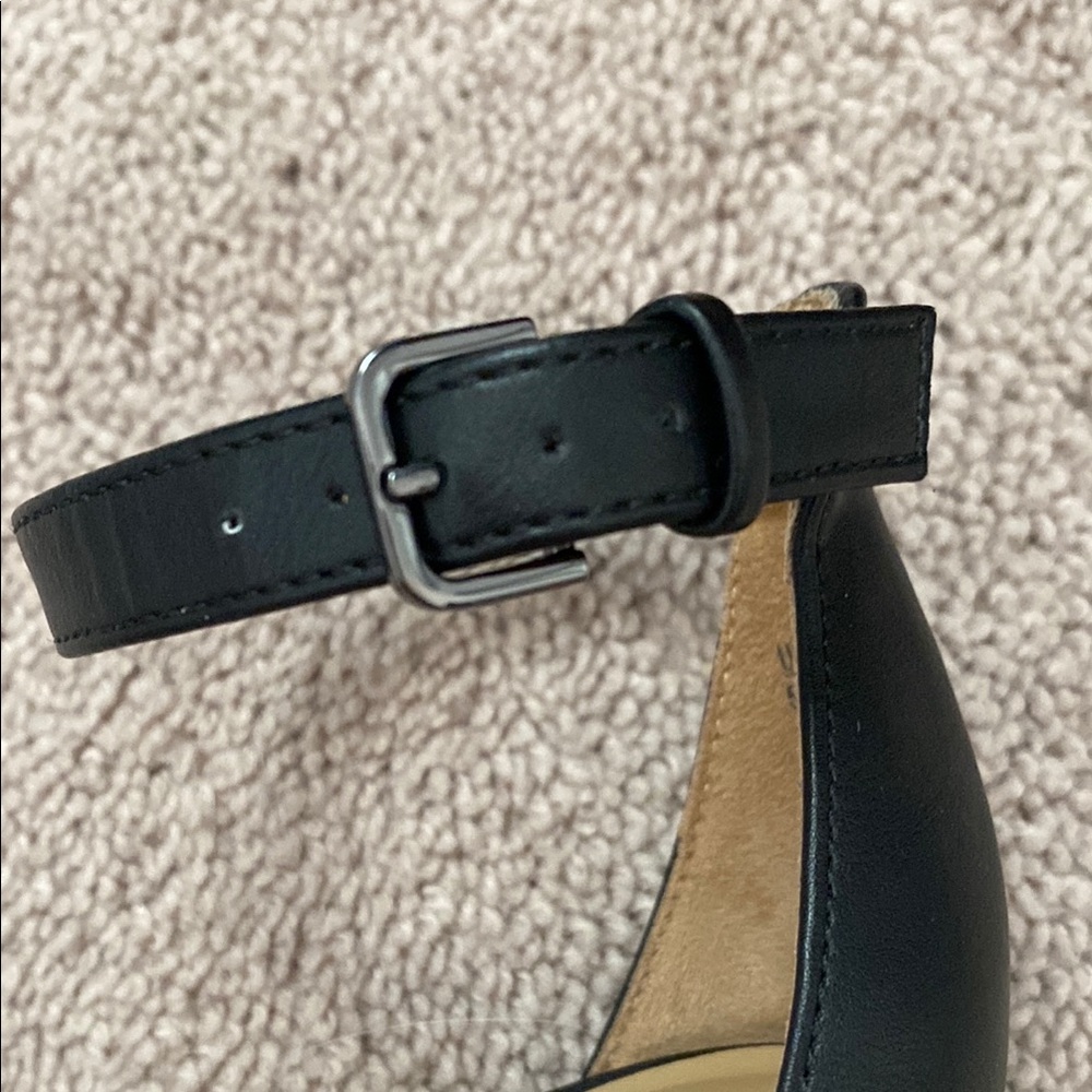Naturalizer Black Heels Sleek Minimalist Design Size 5 - Picture 12 of 16